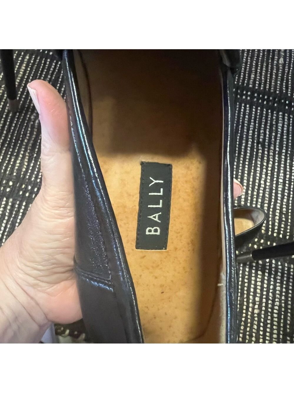 Bally Classic Black Slip-On Loafers Elegant Design (Gently worn) - Picture 8 of 12